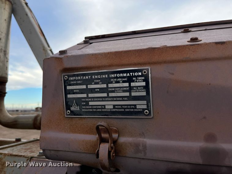 image for item DG5402 1989 Fruehauf  pneumatic dry bulk trailer