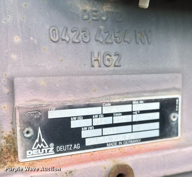 image for item DG5402 1989 Fruehauf  pneumatic dry bulk trailer