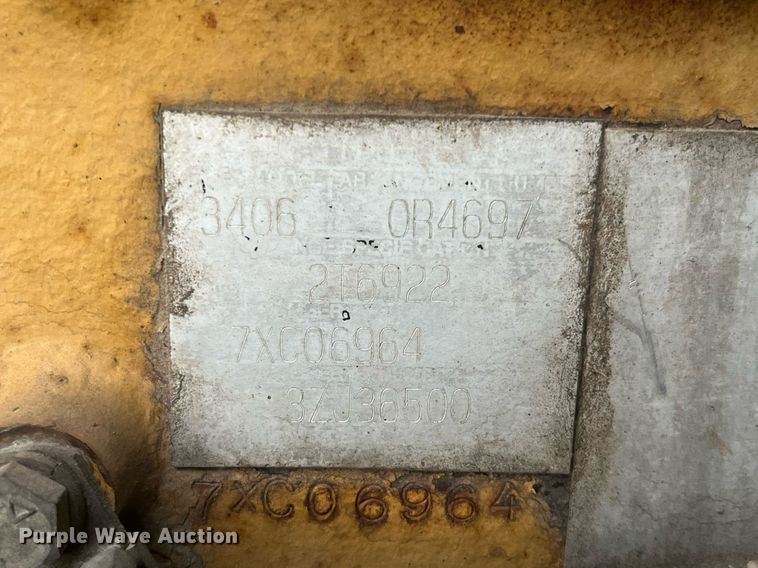 image for item DG5433 1992 Peterbilt 379  semi truck