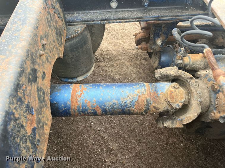 image for item DG5433 1992 Peterbilt 379  semi truck