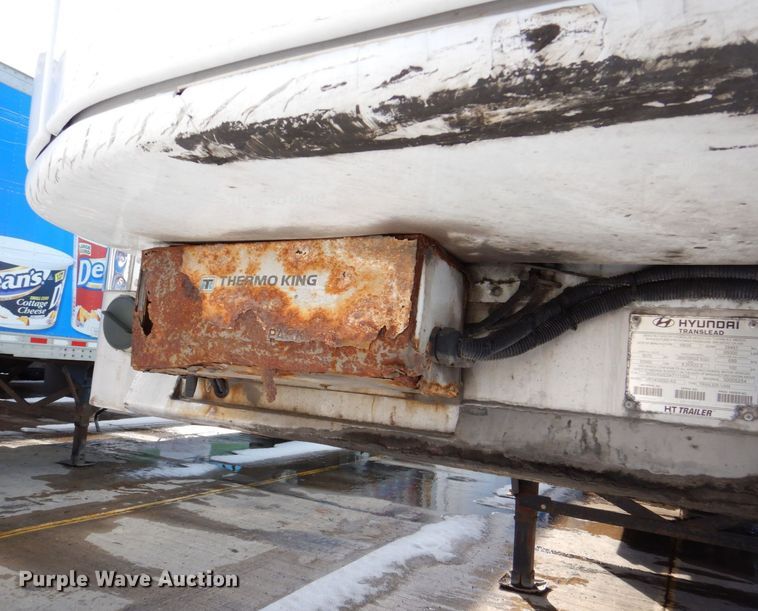 image for item DK2167 2010 Hyundai VR1450022AS  refrigerated van trailer