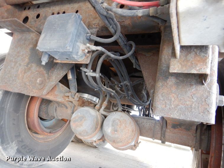 image for item DK2167 2010 Hyundai VR1450022AS  refrigerated van trailer