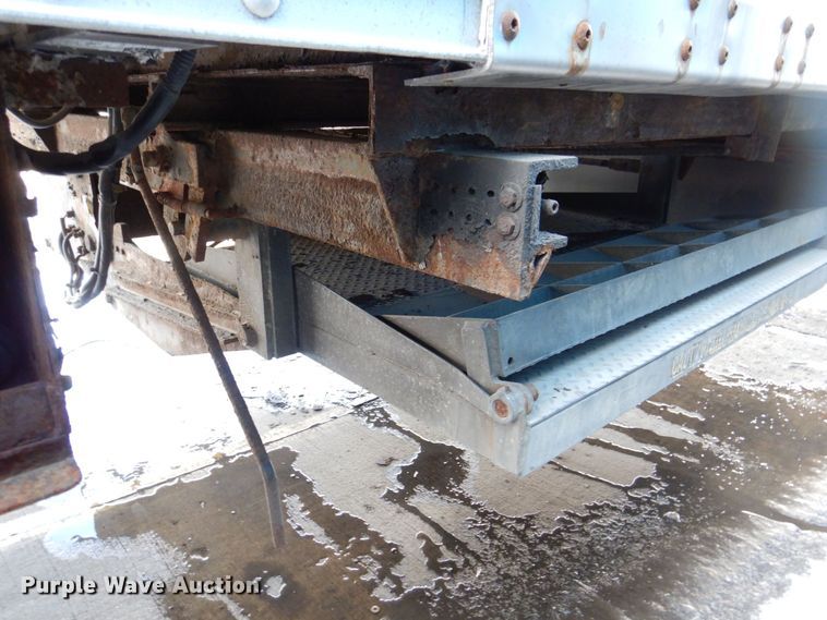 image for item DK2167 2010 Hyundai VR1450022AS  refrigerated van trailer