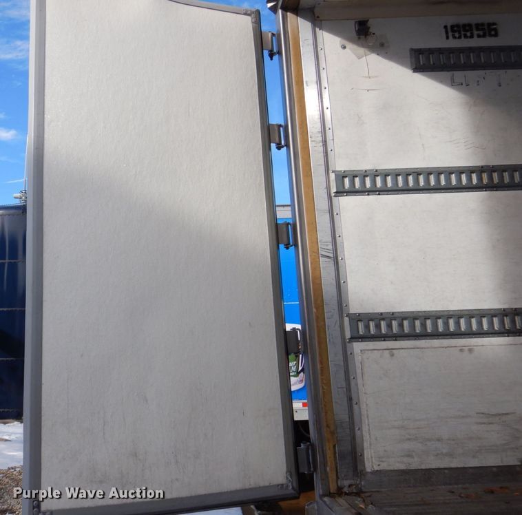 image for item DK2167 2010 Hyundai VR1450022AS  refrigerated van trailer