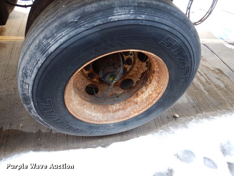 image for item DK2167 2010 Hyundai VR1450022AS  refrigerated van trailer