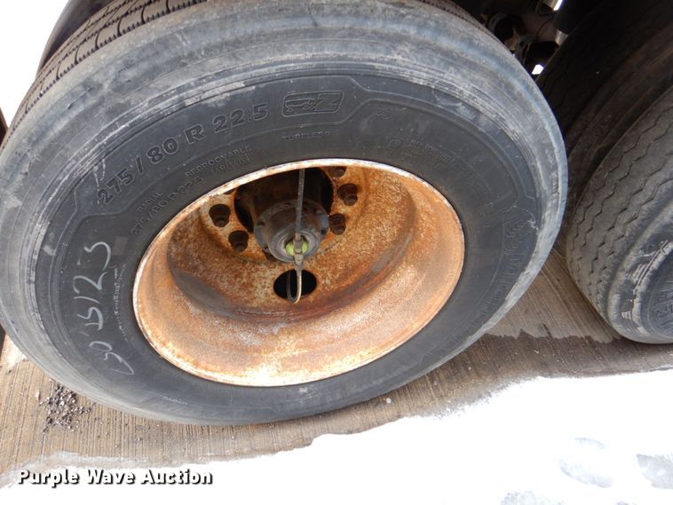 image for item DK2167 2010 Hyundai VR1450022AS  refrigerated van trailer