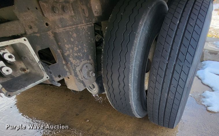 image for item DK2171 2011 Hyundai VR1480142-ARS  refrigerated van trailer