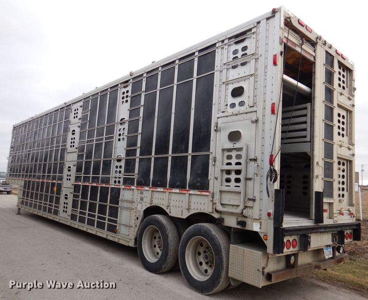 image for item DK5162 2004 Wilson PSDCL-411P  livestock trailer