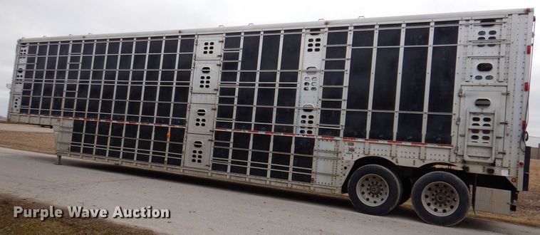 image for item DK5162 2004 Wilson PSDCL-411P  livestock trailer