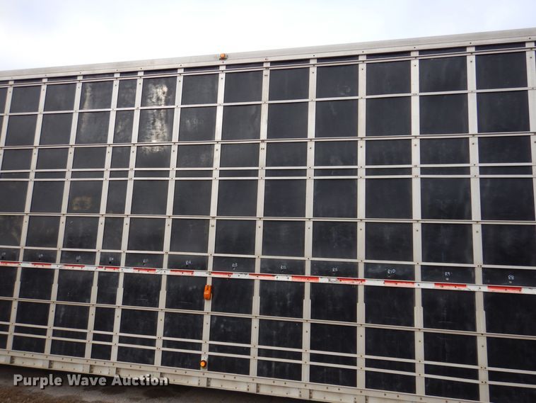 image for item DK5162 2004 Wilson PSDCL-411P  livestock trailer