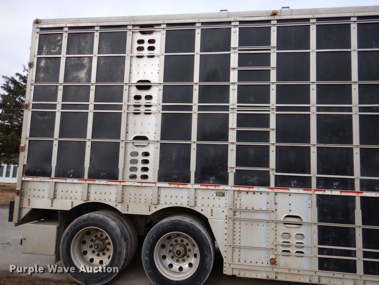image for item DK5162 2004 Wilson PSDCL-411P  livestock trailer