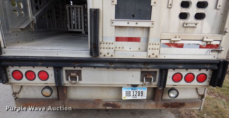 image for item DK5162 2004 Wilson PSDCL-411P  livestock trailer