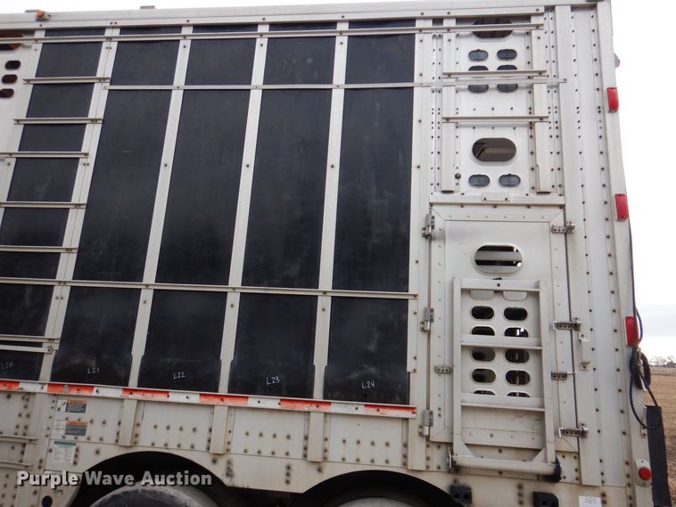 image for item DK5162 2004 Wilson PSDCL-411P  livestock trailer