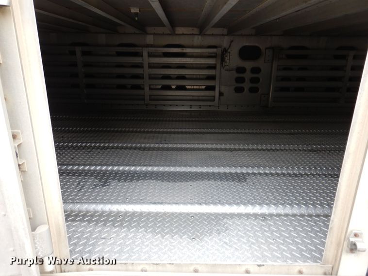 image for item DK5162 2004 Wilson PSDCL-411P  livestock trailer