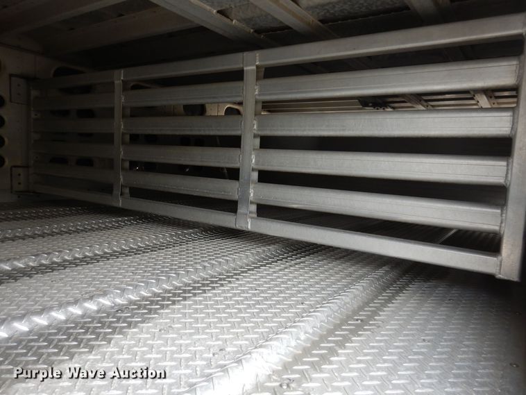 image for item DK5162 2004 Wilson PSDCL-411P  livestock trailer