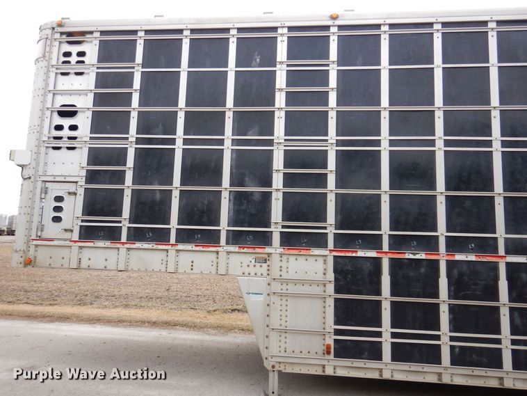 image for item DK5162 2004 Wilson PSDCL-411P  livestock trailer