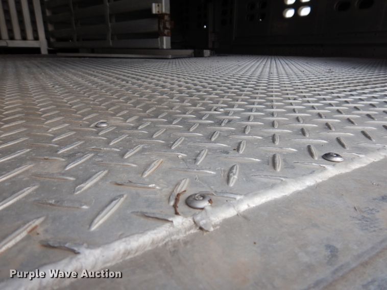 image for item DK5162 2004 Wilson PSDCL-411P  livestock trailer