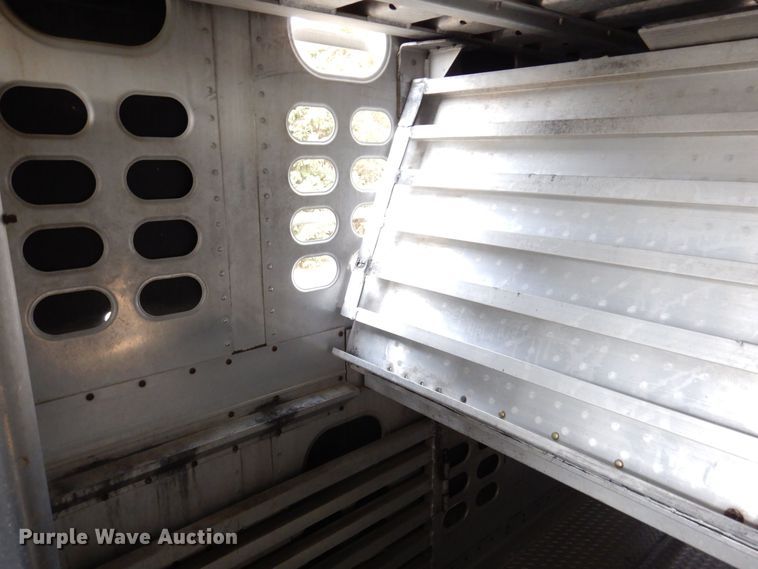image for item DK5162 2004 Wilson PSDCL-411P  livestock trailer