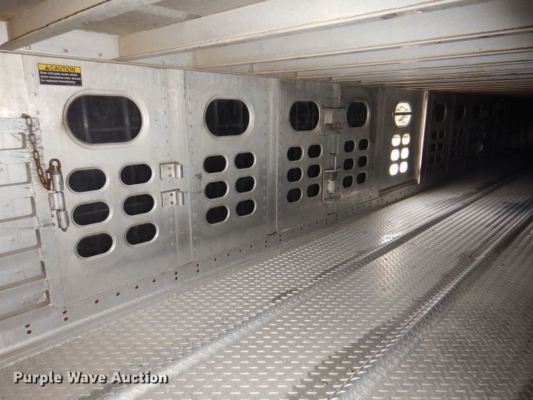 image for item DK5162 2004 Wilson PSDCL-411P  livestock trailer