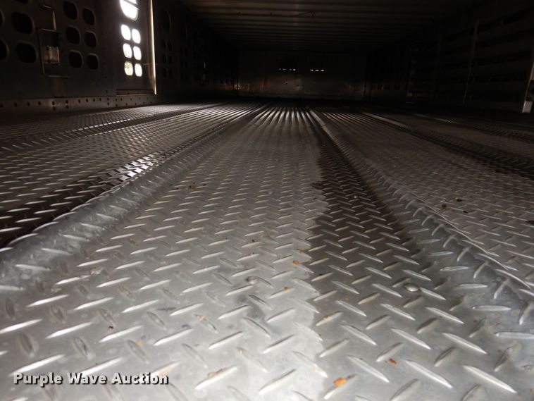 image for item DK5162 2004 Wilson PSDCL-411P  livestock trailer