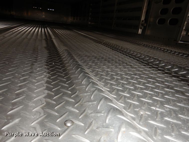 image for item DK5162 2004 Wilson PSDCL-411P  livestock trailer