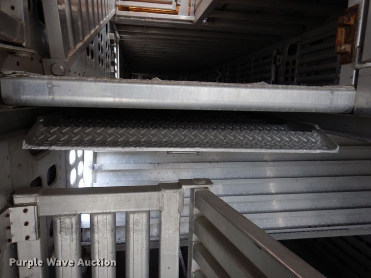 image for item DK5162 2004 Wilson PSDCL-411P  livestock trailer