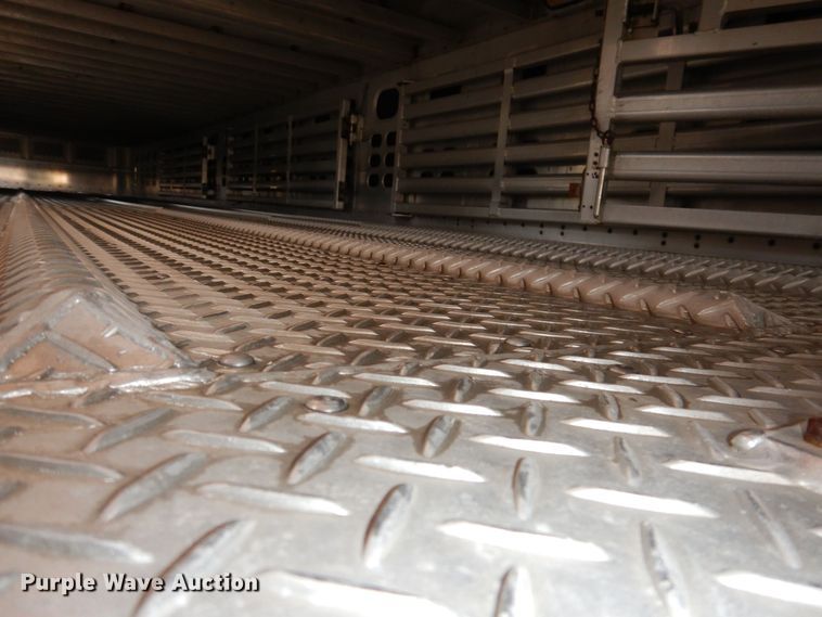 image for item DK5162 2004 Wilson PSDCL-411P  livestock trailer