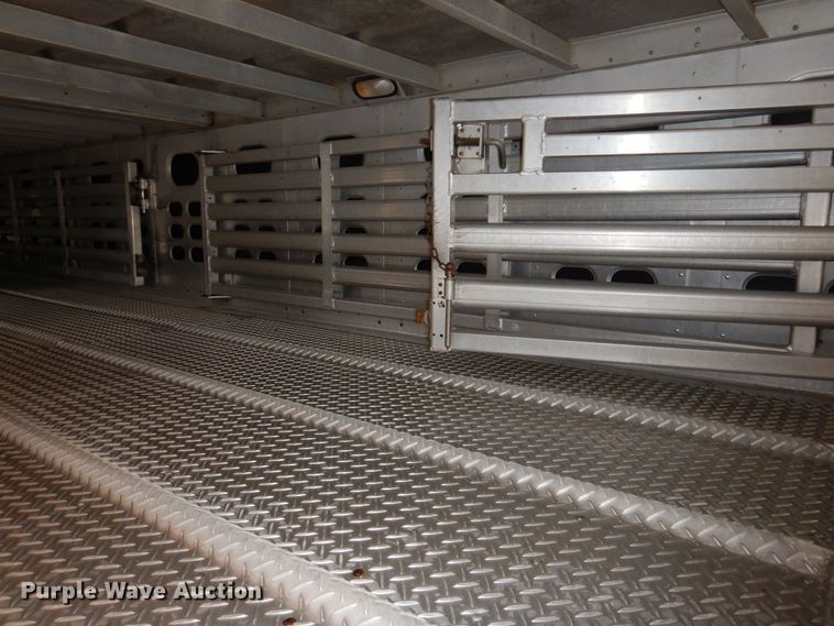 image for item DK5162 2004 Wilson PSDCL-411P  livestock trailer