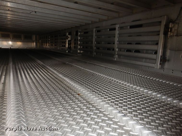 image for item DK5162 2004 Wilson PSDCL-411P  livestock trailer