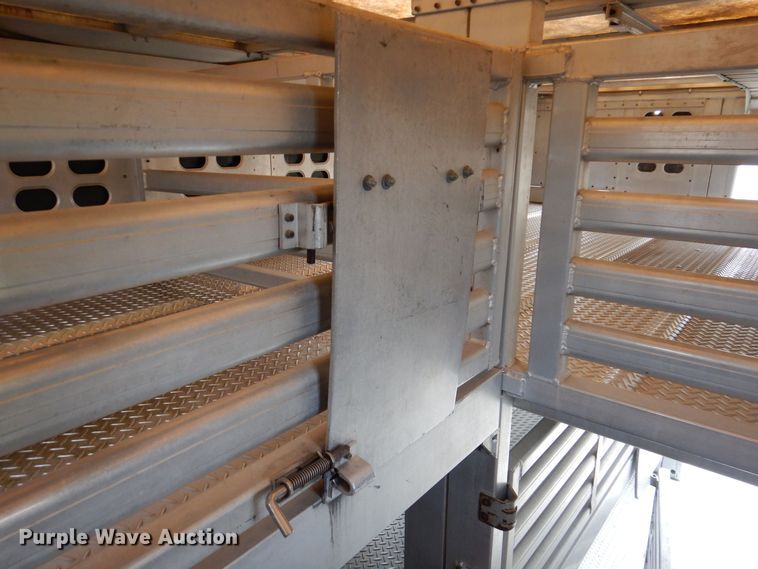 image for item DK5162 2004 Wilson PSDCL-411P  livestock trailer