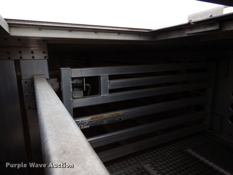 image for item DK5162 2004 Wilson PSDCL-411P  livestock trailer