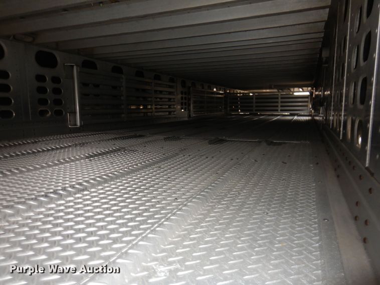 image for item DK5162 2004 Wilson PSDCL-411P  livestock trailer