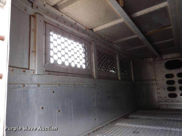 image for item DK5162 2004 Wilson PSDCL-411P  livestock trailer