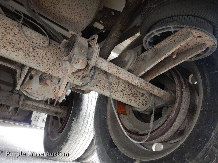 image for item DK5162 2004 Wilson PSDCL-411P  livestock trailer