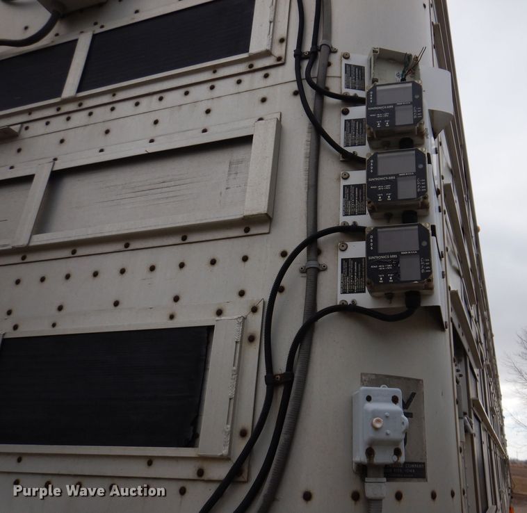 image for item DK5163 2006 Wilson PSDCL-411P  livestock trailer