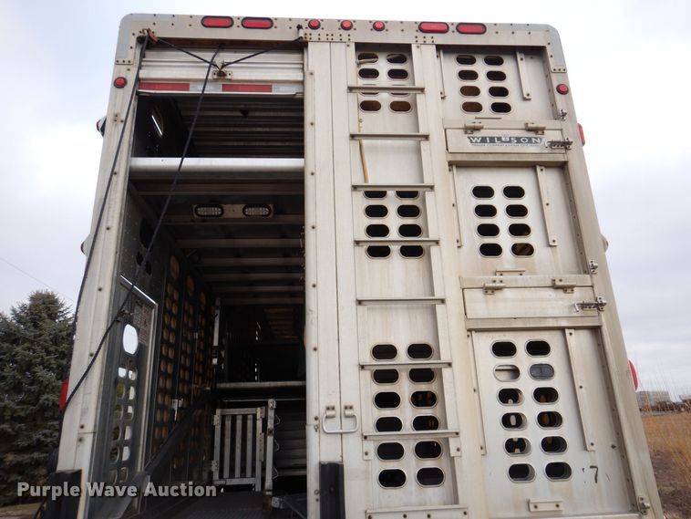 image for item DK5163 2006 Wilson PSDCL-411P  livestock trailer