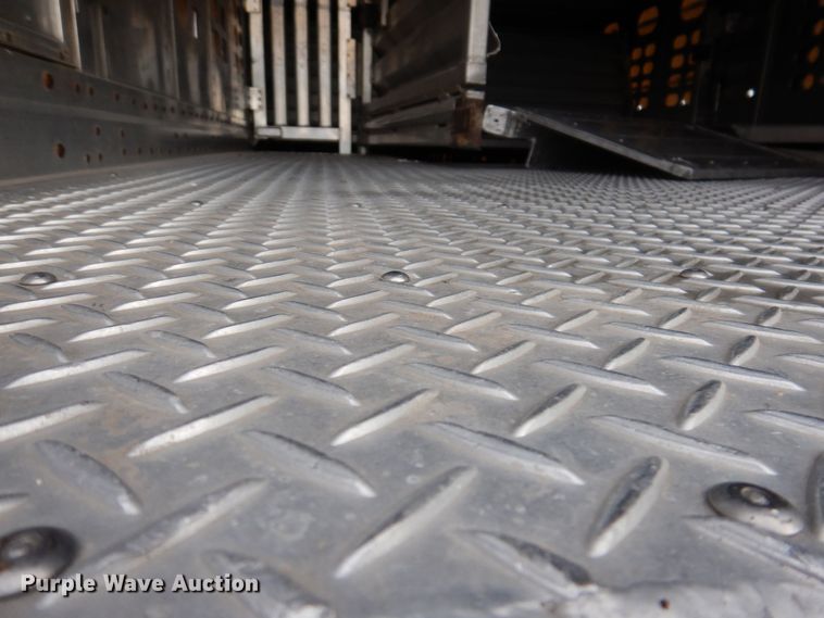 image for item DK5163 2006 Wilson PSDCL-411P  livestock trailer