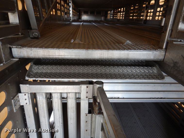 image for item DK5163 2006 Wilson PSDCL-411P  livestock trailer