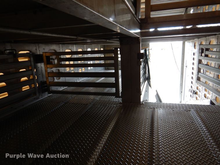 image for item DK5163 2006 Wilson PSDCL-411P  livestock trailer