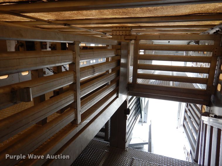 image for item DK5163 2006 Wilson PSDCL-411P  livestock trailer