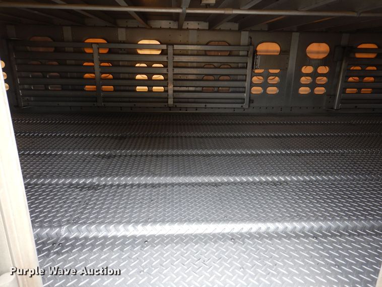 image for item DK5163 2006 Wilson PSDCL-411P  livestock trailer