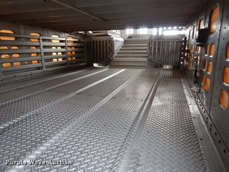 image for item DK5163 2006 Wilson PSDCL-411P  livestock trailer