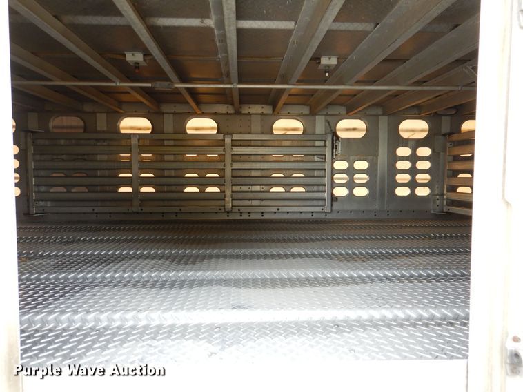 image for item DK5163 2006 Wilson PSDCL-411P  livestock trailer