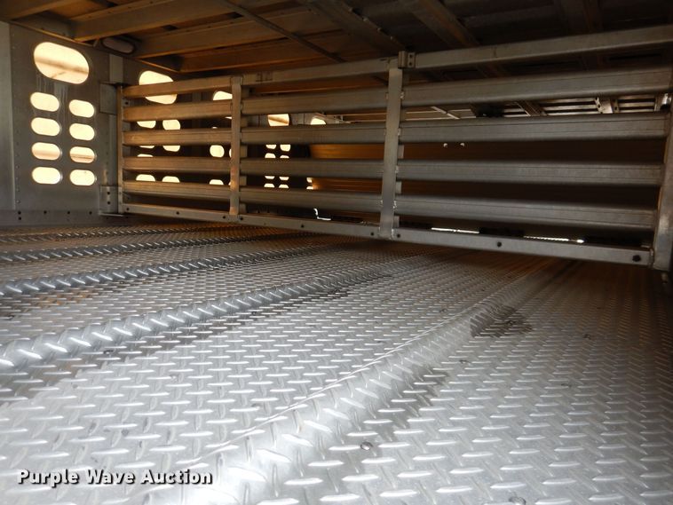 image for item DK5163 2006 Wilson PSDCL-411P  livestock trailer