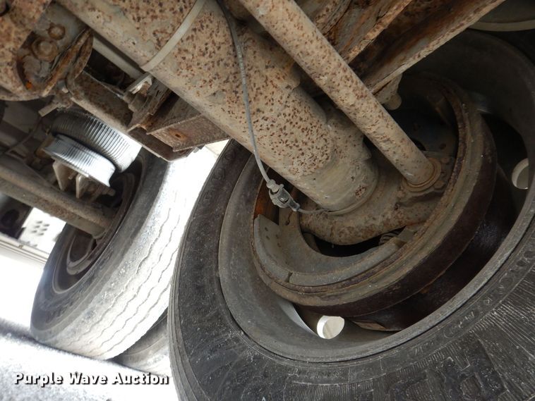 image for item DK5163 2006 Wilson PSDCL-411P  livestock trailer