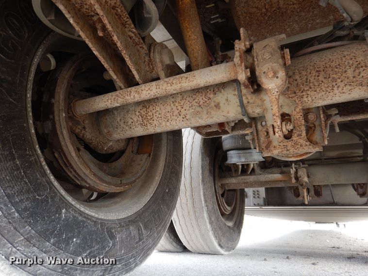 image for item DK5163 2006 Wilson PSDCL-411P  livestock trailer