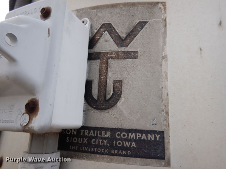 image for item DK5163 2006 Wilson PSDCL-411P  livestock trailer