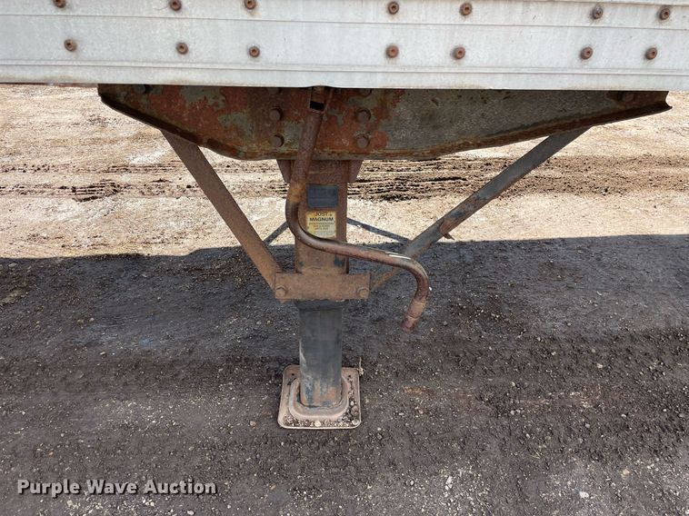image for item DL3764 2001 Wabash  dry van trailer