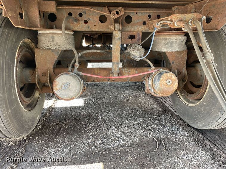 image for item DL3764 2001 Wabash  dry van trailer