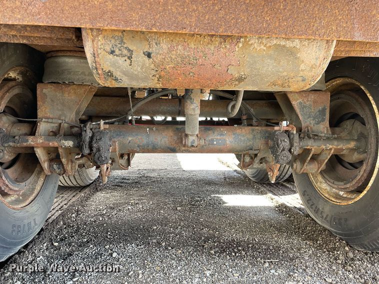 image for item DL3764 2001 Wabash  dry van trailer